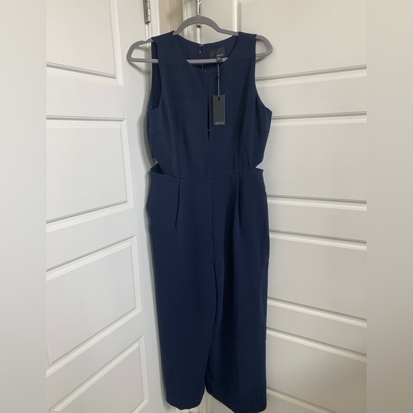 Greylin Artemis Navy Cutout Cropped Jumpsuit, Size Large - Picture 4 of 9